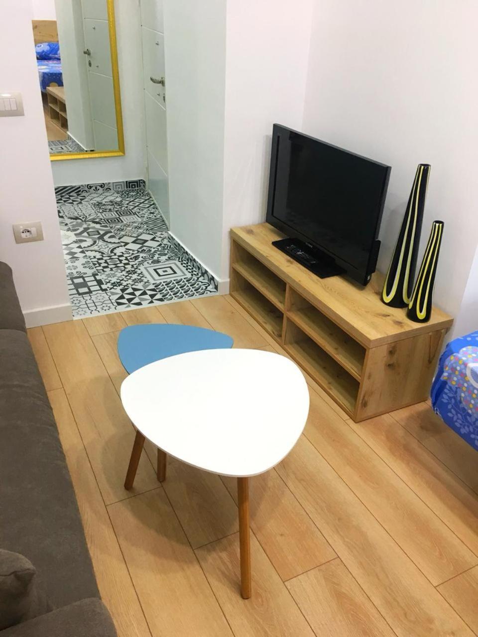 Luxury Tirana Apartment Buitenkant foto